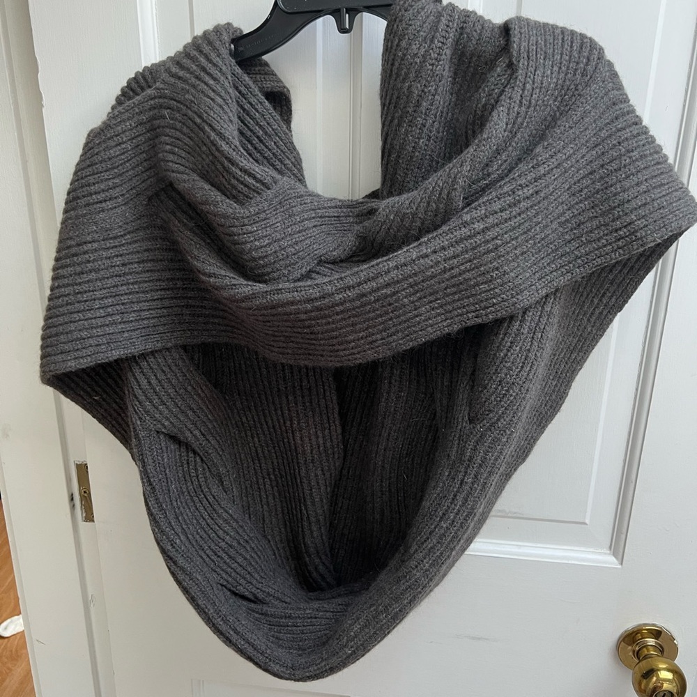 Infinity Scarf - Picture 2 of 10